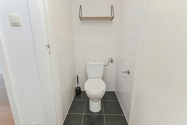 Medium property photo - Van Zeggelenlaan 303, 2524 AK Den Haag